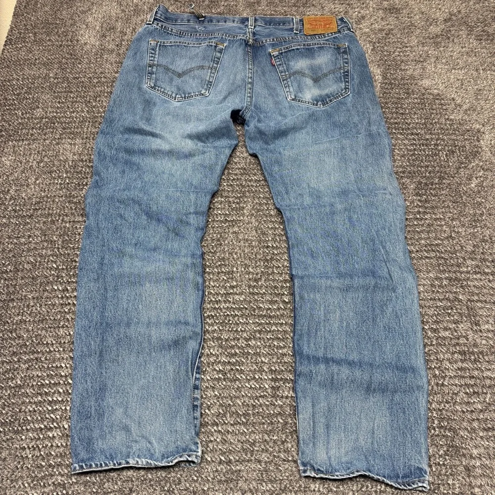 Levis 501 Mens Jeans 38x32 Medium Wash Blue Denim‎ Straight Leg Button Fly